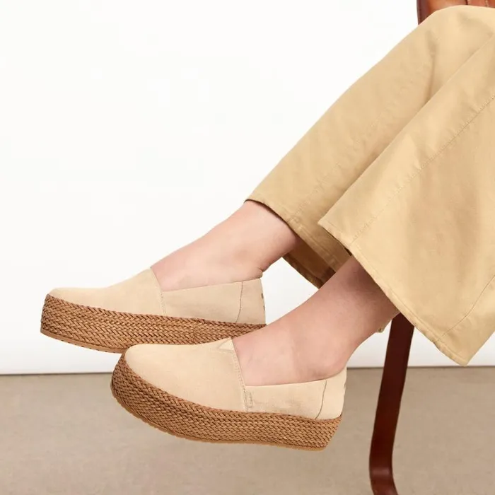 Toms Alpargatas Valencia Platform Espadrille Oatmeal Suede 8211 Women Toms Alpargatas Valencia Platform Espadrille Oatmeal Suede 8211 Women