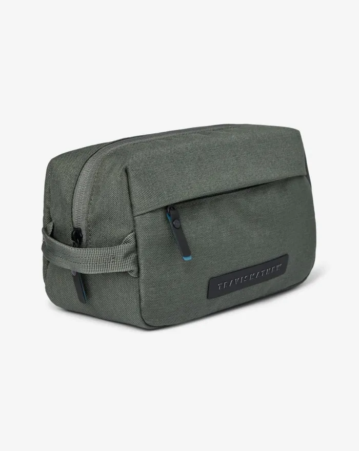 TravisMathew DOPP KIT Dark Olive MenWomen Luggage and Backpacks TravisMathew DOPP KIT Dark Olive MenWomen Luggage and Backpacks