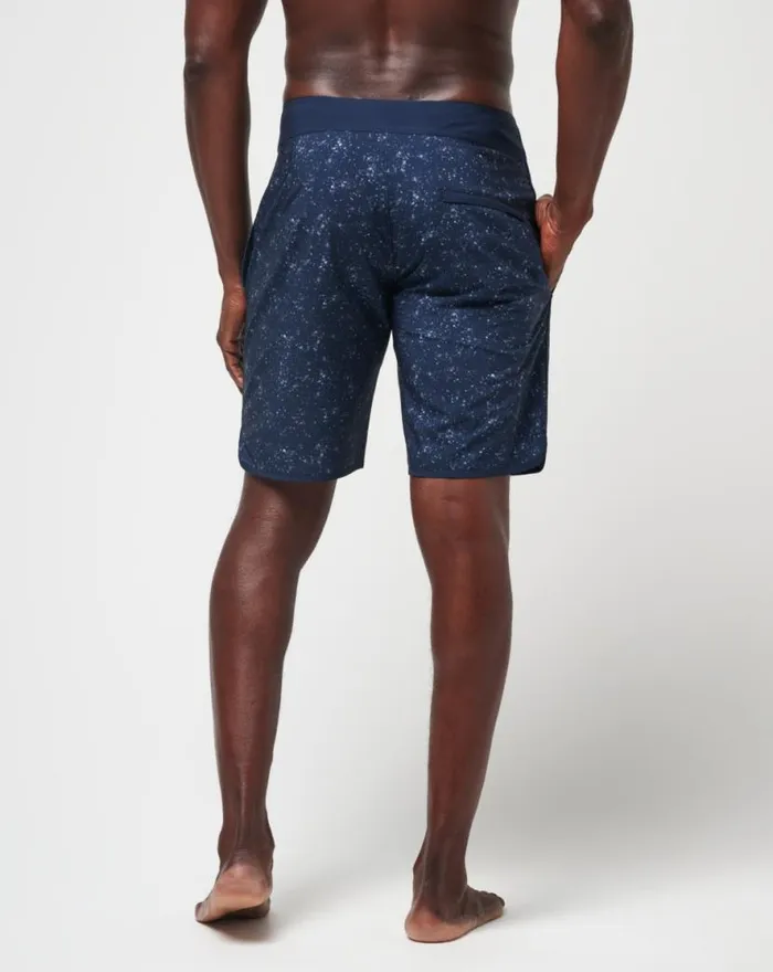 TravisMathew MAHALO PLENTY BOARDSHORT Total Eclipse Men Boardshorts TravisMathew MAHALO PLENTY BOARDSHORT Total Eclipse Men Boardshorts