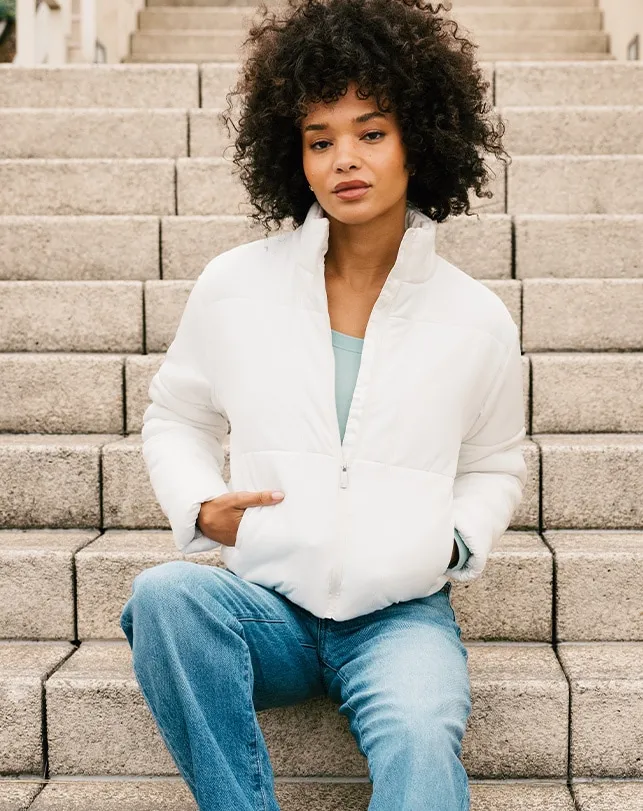 TravisMathew MONT BLANC PUFFER Cloud Dancer Women Jackets
