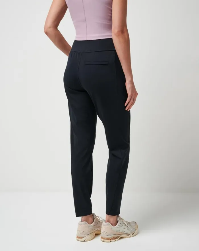 TravisMathew MOVEKNIT RESILIENCE PANT Black Women Pants TravisMathew MOVEKNIT RESILIENCE PANT Black Women Pants