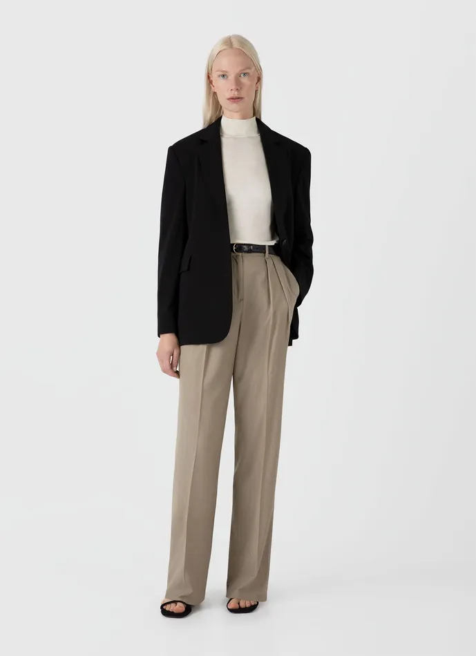 ussunspel Tshirts and Tops Women Mulberry Silk Mock Neck Top Ecru ussunspel Tshirts and Tops Women Mulberry Silk Mock Neck Top Ecru