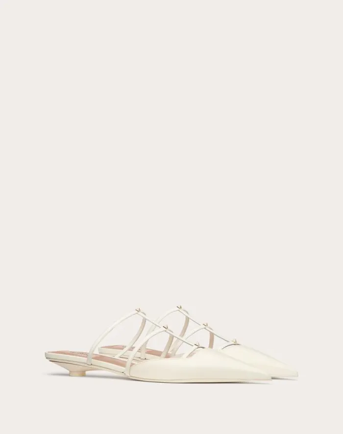 Valentino Ballerinas Woman Rockstud Wispy Calfskin Mule 20mm For Woman In Ivory Ivory Valentino Ballerinas Woman Rockstud Wispy Calfskin Mule 20mm For Woman In Ivory Ivory