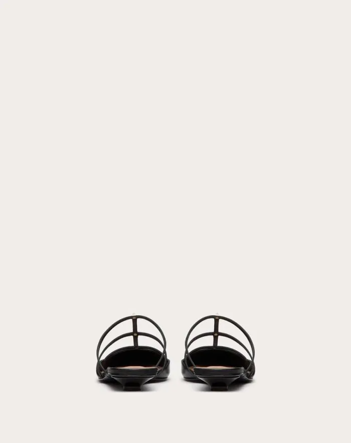 Valentino Ballerinas Woman Rockstud Wispy Calfskin Mule 20mm For Woman In Ivory Ivory Valentino Ballerinas Woman Rockstud Wispy Calfskin Mule 20mm For Woman In Ivory Ivory