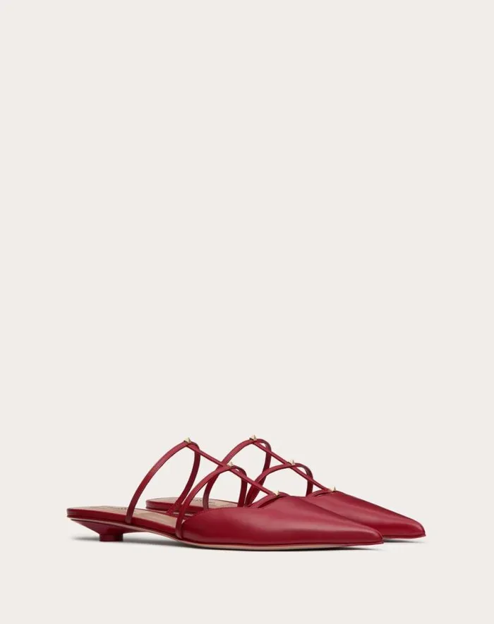 Valentino Ballerinas Woman Rockstud Wispy Calfskin Mule 20mm For Woman In Ivory Ivory Valentino Ballerinas Woman Rockstud Wispy Calfskin Mule 20mm For Woman In Ivory Ivory