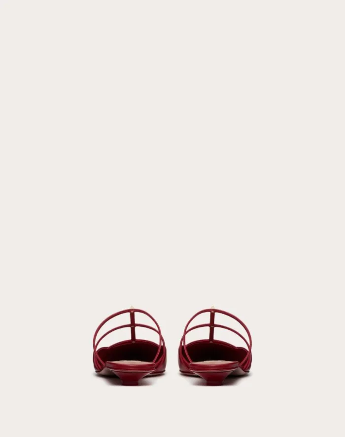 Valentino Ballerinas Woman Rockstud Wispy Calfskin Mule 20mm For Woman In Ivory Ivory Valentino Ballerinas Woman Rockstud Wispy Calfskin Mule 20mm For Woman In Ivory Ivory