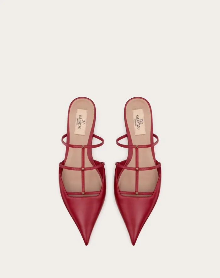 Valentino Ballerinas Woman Rockstud Wispy Calfskin Mule 20mm For Woman In Ivory Ivory Valentino Ballerinas Woman Rockstud Wispy Calfskin Mule 20mm For Woman In Ivory Ivory