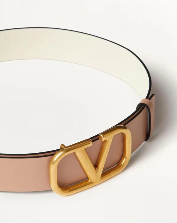 Valentino Belts Woman Reversible Vlogo Signature Belt In Glossy Calfskin 40 Mm For Woman In Smokey Beigeblack Smokey Beigeblack Valentino Belts Woman Reversible Vlogo Signature Belt In Glossy Calfskin 40 Mm For Woman In Smokey Beigeblack Smokey Beigeblack
