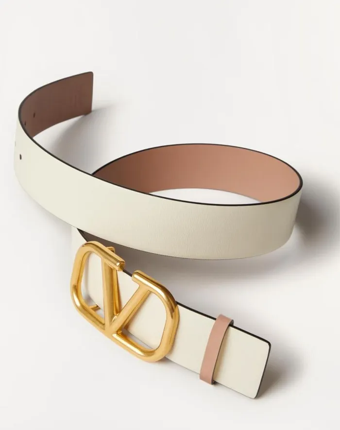 Valentino Belts Woman Reversible Vlogo Signature Belt In Glossy Calfskin 40 Mm For Woman In Smokey Beigeblack Smokey Beigeblack Valentino Belts Woman Reversible Vlogo Signature Belt In Glossy Calfskin 40 Mm For Woman In Smokey Beigeblack Smokey Beigeblack