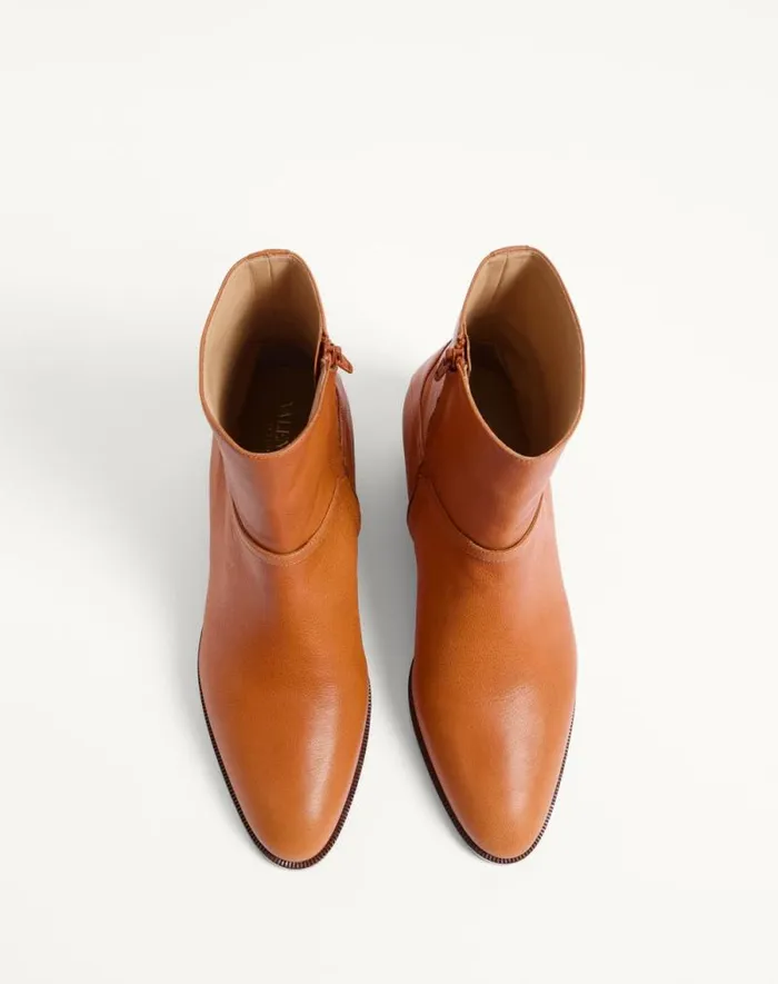 Valentino Boots Man Pat Ankle Boot In Kidskin For Man In Roasted Pecan Roasted Pecan Valentino Boots Man Pat Ankle Boot In Kidskin For Man In Roasted Pecan Roasted Pecan