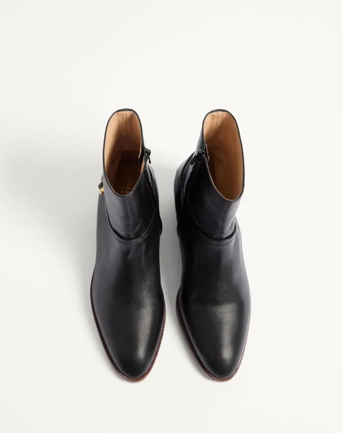 Valentino Boots Man Pat Ankle Boot In Kidskin For Man In Roasted Pecan Roasted Pecan Valentino Boots Man Pat Ankle Boot In Kidskin For Man In Roasted Pecan Roasted Pecan
