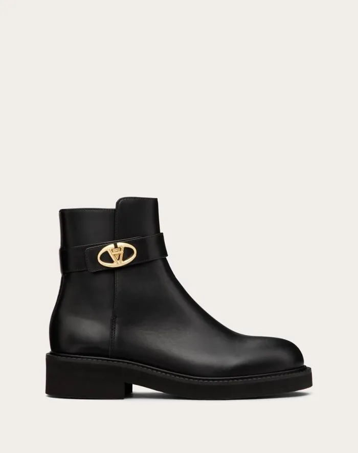 Valentino Boots Woman Vlogo Locker Calfskin Ankle Boot 40mm For Woman In Black Black Valentino Boots Woman Vlogo Locker Calfskin Ankle Boot 40mm For Woman In Black Black