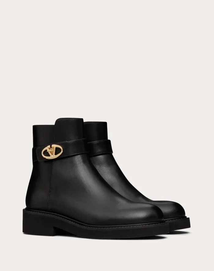 Valentino Boots Woman Vlogo Locker Calfskin Ankle Boot 40mm For Woman In Black Black Valentino Boots Woman Vlogo Locker Calfskin Ankle Boot 40mm For Woman In Black Black