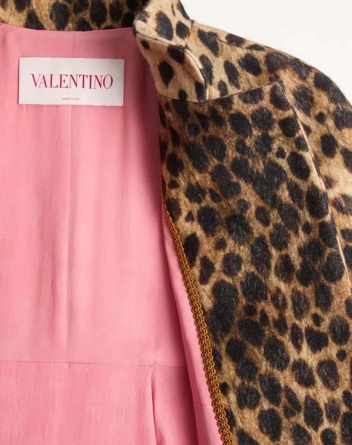 Valentino Coats And Outerwear Woman Jaguar Spots Printed Wool Cloth Coat For Woman In Animal Print Animal Print Valentino Coats And Outerwear Woman Jaguar Spots Printed Wool Cloth Coat For Woman In Animal Print Animal Print