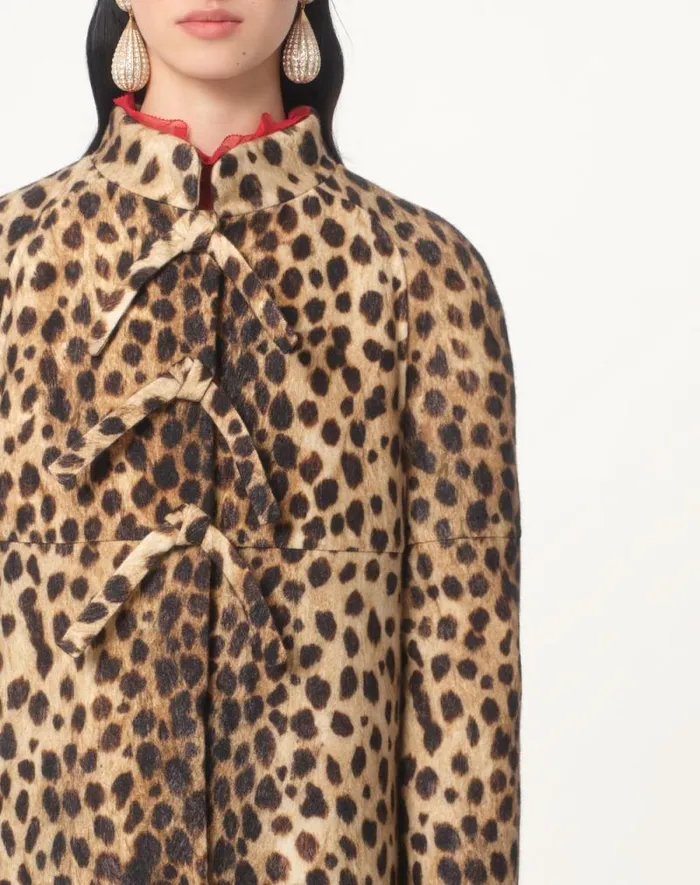 Valentino Coats And Outerwear Woman Jaguar Spots Printed Wool Cloth Coat For Woman In Animal Print Animal Print Valentino Coats And Outerwear Woman Jaguar Spots Printed Wool Cloth Coat For Woman In Animal Print Animal Print