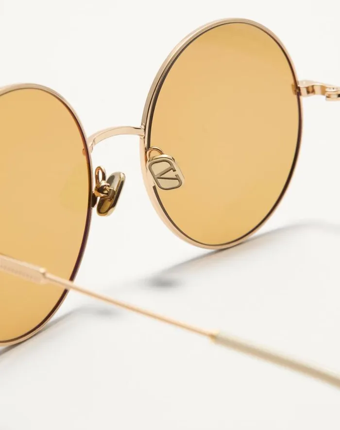 Valentino Eyewear WomanMan Round Oversized Metal Frame In Light Goldivoryamber Light Goldivoryamber