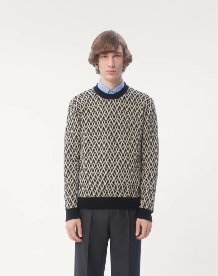 Valentino Knitwear Man Crewneck Wool Sweater With Toute La V Jacquard Pattern For Man In Blackcream Blackcream Valentino Knitwear Man Crewneck Wool Sweater With Toute La V Jacquard Pattern For Man In Blackcream Blackcream