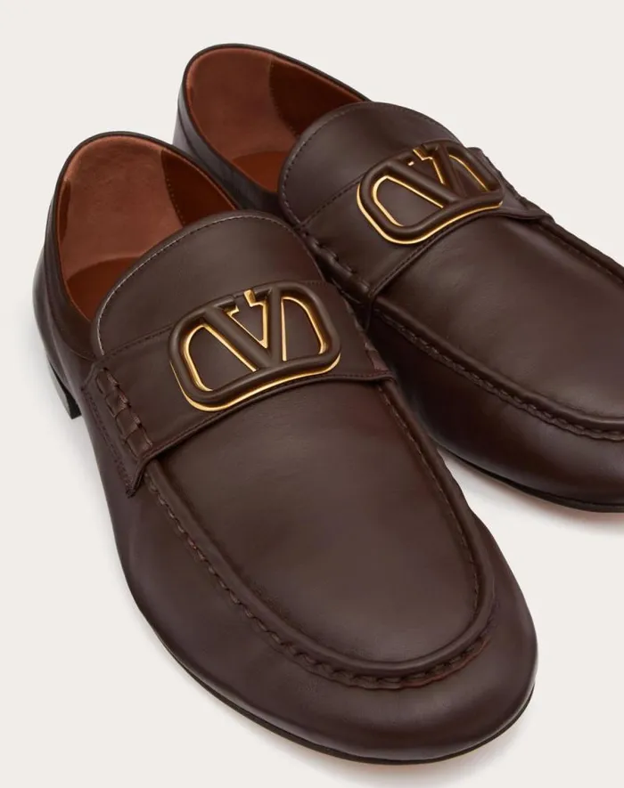 Valentino Laceups And Loafers Man Vlogo Signature Calfskin Nappa Loafer For Man In Black Black Valentino Laceups And Loafers Man Vlogo Signature Calfskin Nappa Loafer For Man In Black Black