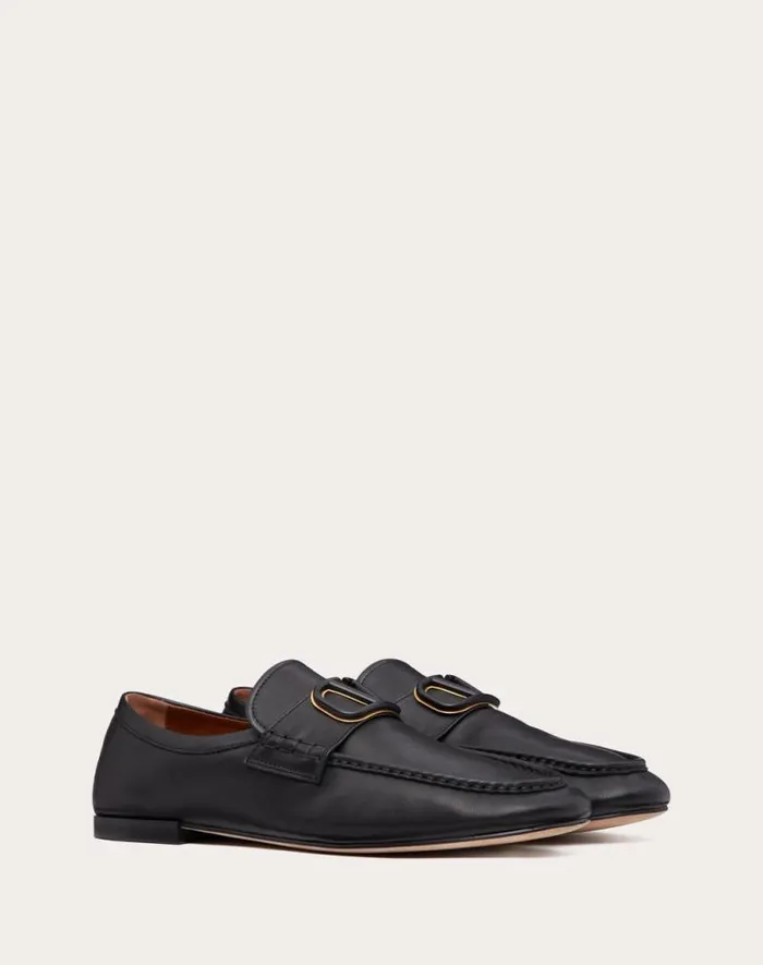 Valentino Laceups And Loafers Man Vlogo Signature Calfskin Nappa Loafer For Man In Black Black Valentino Laceups And Loafers Man Vlogo Signature Calfskin Nappa Loafer For Man In Black Black