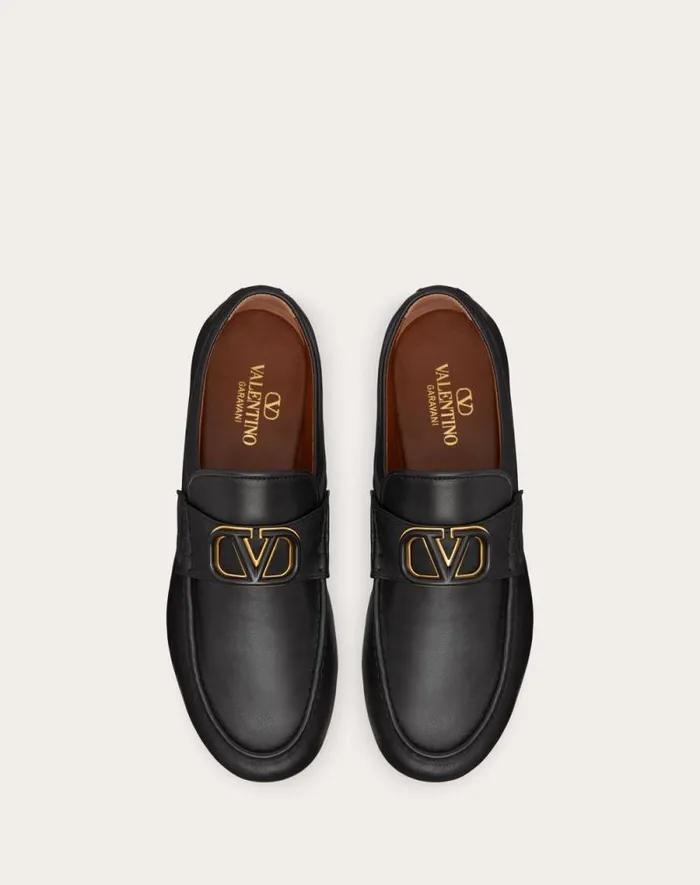 Valentino Laceups And Loafers Man Vlogo Signature Calfskin Nappa Loafer For Man In Black Black Valentino Laceups And Loafers Man Vlogo Signature Calfskin Nappa Loafer For Man In Black Black