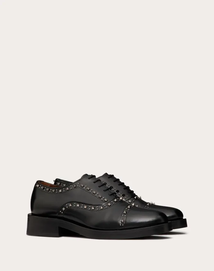 Valentino Loafers And Oxfords Woman Valentino Garavani Gentleglam Oxford Laceup Shoe In Calfskin For Woman In Black Black Valentino Loafers And Oxfords Woman Valentino Garavani Gentleglam Oxford Laceup Shoe In Calfskin For Woman In Black Black