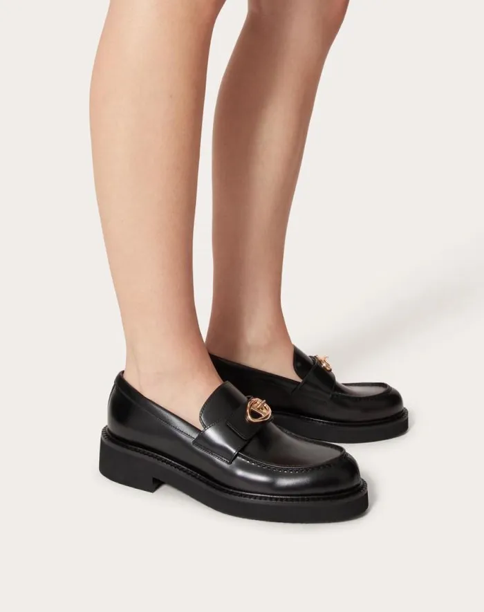 Valentino Loafers And Oxfords Woman Vlogo Locker Calfskin Loafers 40mm For Woman In Black Black Valentino Loafers And Oxfords Woman Vlogo Locker Calfskin Loafers 40mm For Woman In Black Black