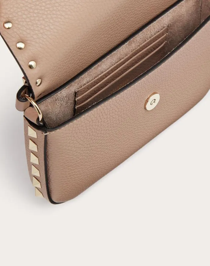 Valentino Mini Bags Woman Rockstud Grainy Calfskin Pouch For Woman In Black Black Valentino Mini Bags Woman Rockstud Grainy Calfskin Pouch For Woman In Black Black