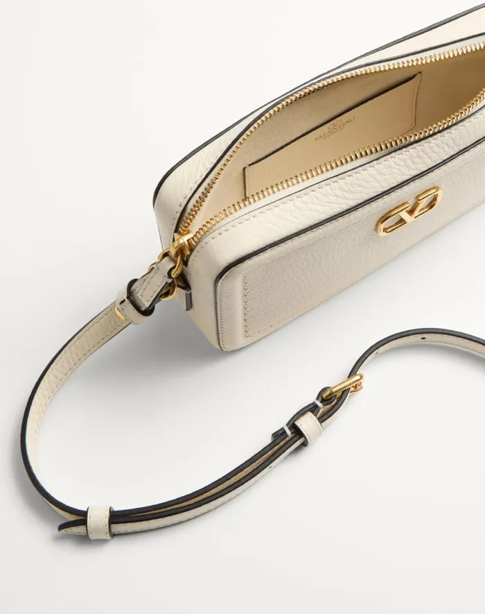 Valentino Mini Bags Woman Valentino Garavani Alltime Mini Shoulder Bag In Grainy Calfskin For Woman In Ivory Ivory Valentino Mini Bags Woman Valentino Garavani Alltime Mini Shoulder Bag In Grainy Calfskin For Woman In Ivory Ivory