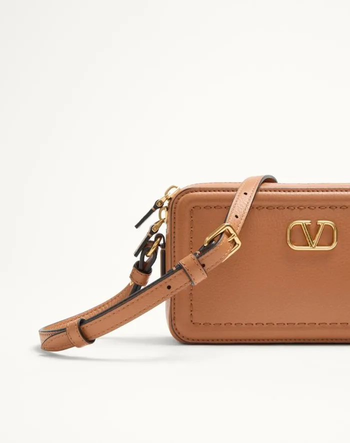 Valentino Mini Bags Woman Valentino Garavani Alltime Mini Shoulder Bag In Grainy Calfskin For Woman In Ivory Ivory Valentino Mini Bags Woman Valentino Garavani Alltime Mini Shoulder Bag In Grainy Calfskin For Woman In Ivory Ivory