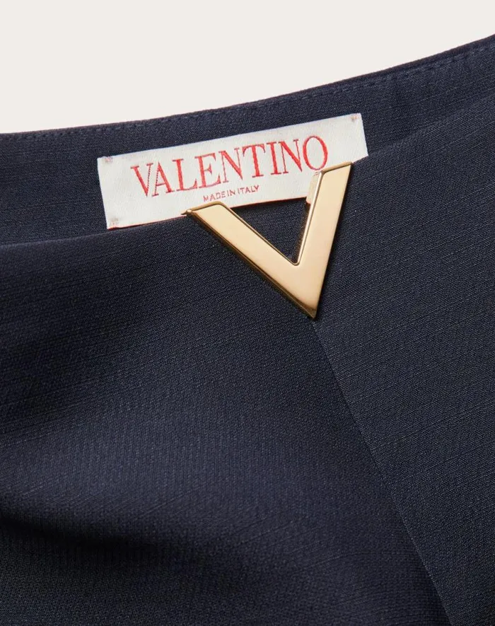 Valentino Pants And Shorts Woman Crepe Couture Shorts For Woman In Ivory Ivory Valentino Pants And Shorts Woman Crepe Couture Shorts For Woman In Ivory Ivory