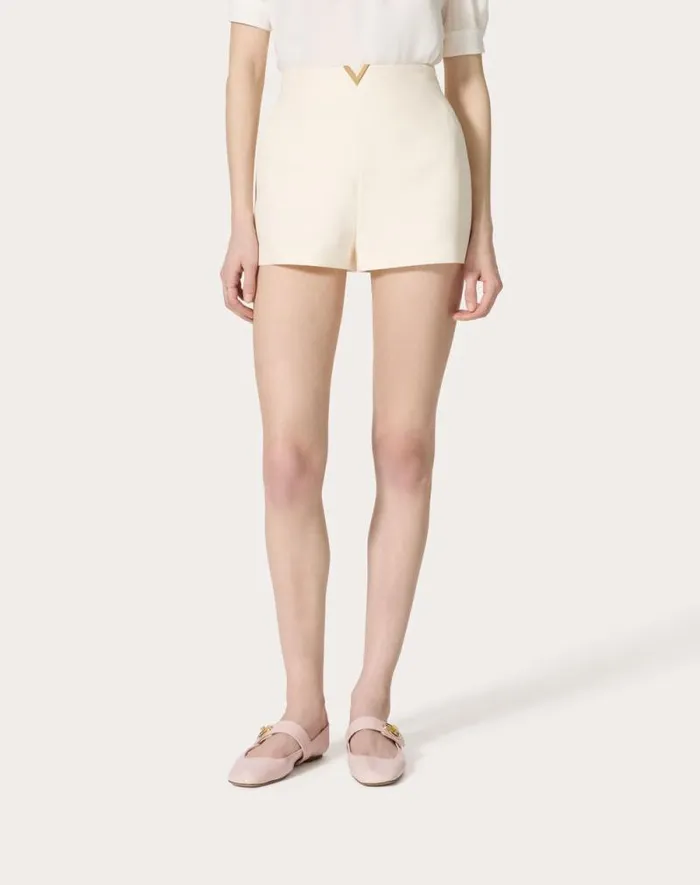 Valentino Pants And Shorts Woman Crepe Couture Shorts For Woman In Ivory Ivory Valentino Pants And Shorts Woman Crepe Couture Shorts For Woman In Ivory Ivory