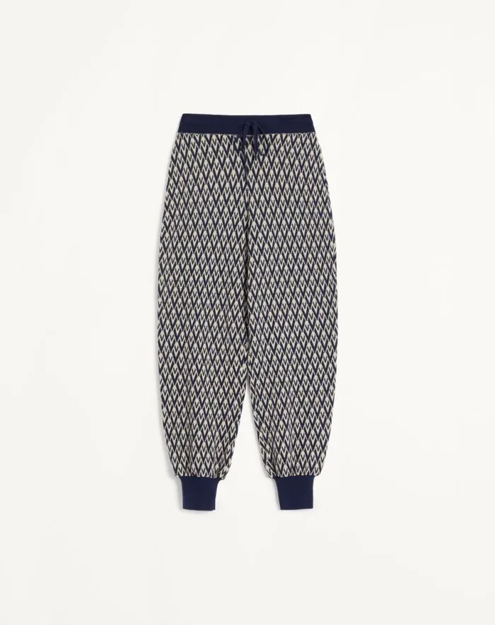 Valentino Pants And Shorts Woman Toute La V Jacquard Wool Knit Pants For Woman In Creamnavy Creamnavy Valentino Pants And Shorts Woman Toute La V Jacquard Wool Knit Pants For Woman In Creamnavy Creamnavy
