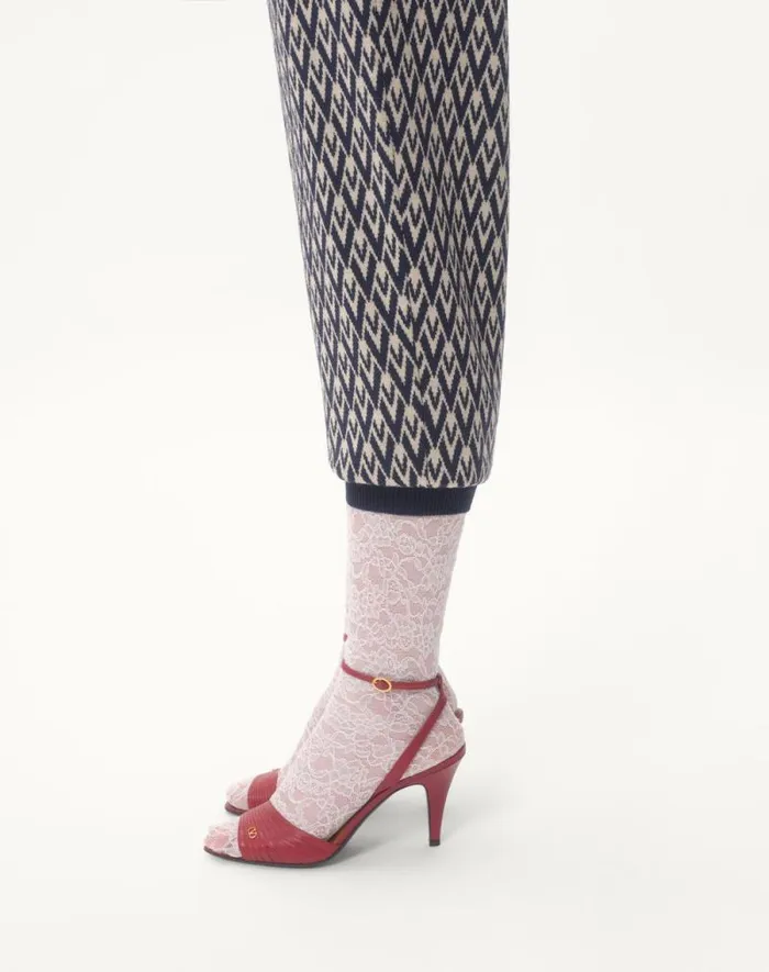 Valentino Pants And Shorts Woman Toute La V Jacquard Wool Knit Pants For Woman In Creamnavy Creamnavy Valentino Pants And Shorts Woman Toute La V Jacquard Wool Knit Pants For Woman In Creamnavy Creamnavy