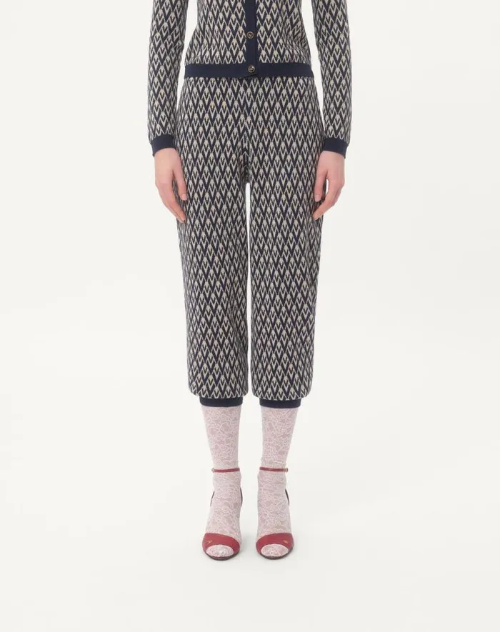 Valentino Pants And Shorts Woman Toute La V Jacquard Wool Knit Pants For Woman In Creamnavy Creamnavy Valentino Pants And Shorts Woman Toute La V Jacquard Wool Knit Pants For Woman In Creamnavy Creamnavy