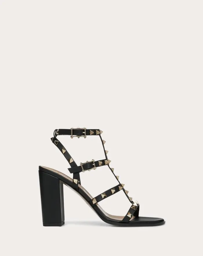 Valentino Sandals Woman Rockstud Ankle Strap Sandal 90 Mm For Woman In Poudre Poudre Valentino Sandals Woman Rockstud Ankle Strap Sandal 90 Mm For Woman In Poudre Poudre