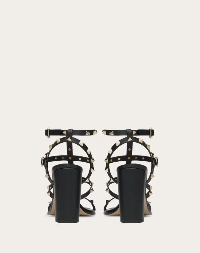 Valentino Sandals Woman Rockstud Ankle Strap Sandal 90 Mm For Woman In Poudre Poudre Valentino Sandals Woman Rockstud Ankle Strap Sandal 90 Mm For Woman In Poudre Poudre