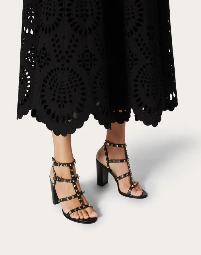 Valentino Sandals Woman Rockstud Ankle Strap Sandal 90 Mm For Woman In Poudre Poudre Valentino Sandals Woman Rockstud Ankle Strap Sandal 90 Mm For Woman In Poudre Poudre