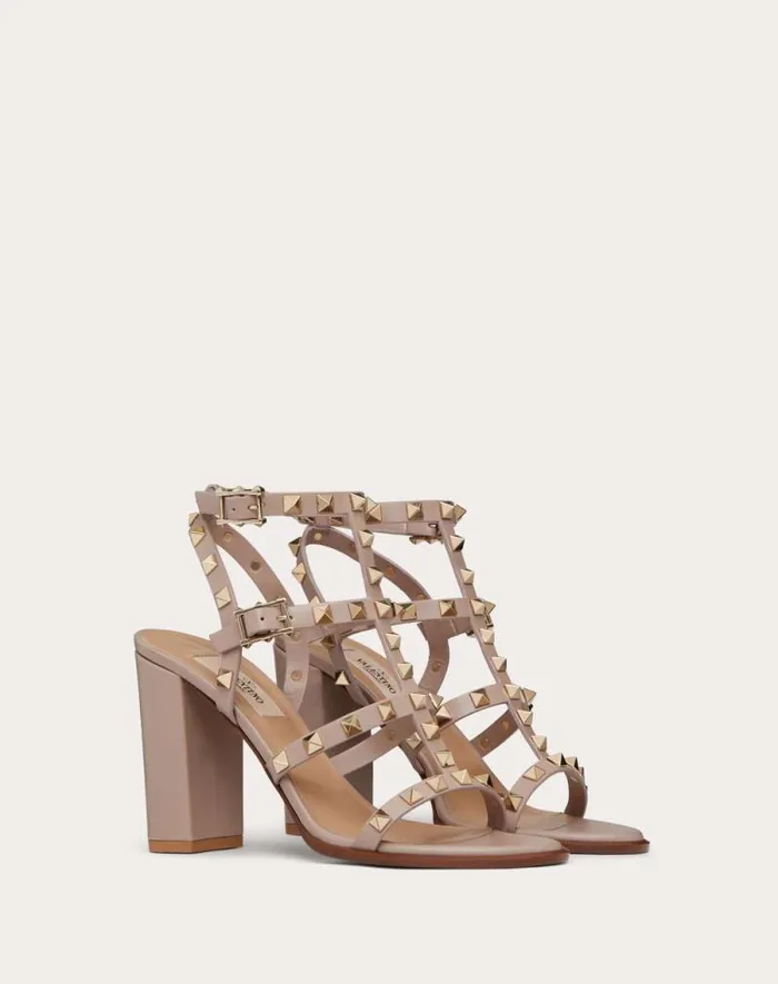 Valentino Sandals Woman Rockstud Ankle Strap Sandal 90 Mm For Woman In Poudre Poudre Valentino Sandals Woman Rockstud Ankle Strap Sandal 90 Mm For Woman In Poudre Poudre