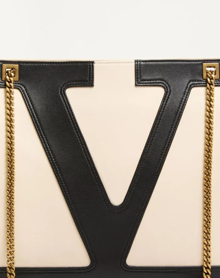Valentino Shoulder Bags WomanMan Valentino Garavani Viva Superstar Medium Nappa Leather Shopping Bag For Woman In Ivoryblack Ivoryblack