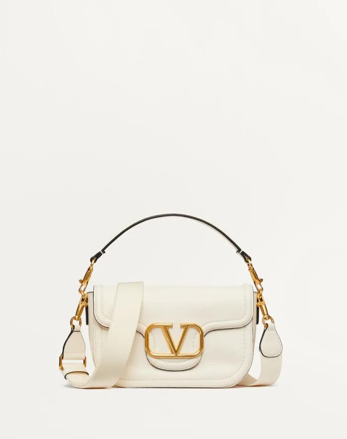 Valentino Shoulder Bags Woman Valentino Garavani Alltime Grainy Calfskin Shoulder Bag For Woman In Rose Cannelle Rose Cannelle Valentino Shoulder Bags Woman Valentino Garavani Alltime Grainy Calfskin Shoulder Bag For Woman In Rose Cannelle Rose Cannelle