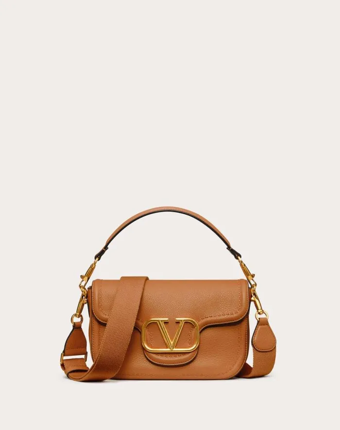 Valentino Shoulder Bags Woman Valentino Garavani Alltime Grainy Calfskin Shoulder Bag For Woman In Rose Cannelle Rose Cannelle Valentino Shoulder Bags Woman Valentino Garavani Alltime Grainy Calfskin Shoulder Bag For Woman In Rose Cannelle Rose Cannelle