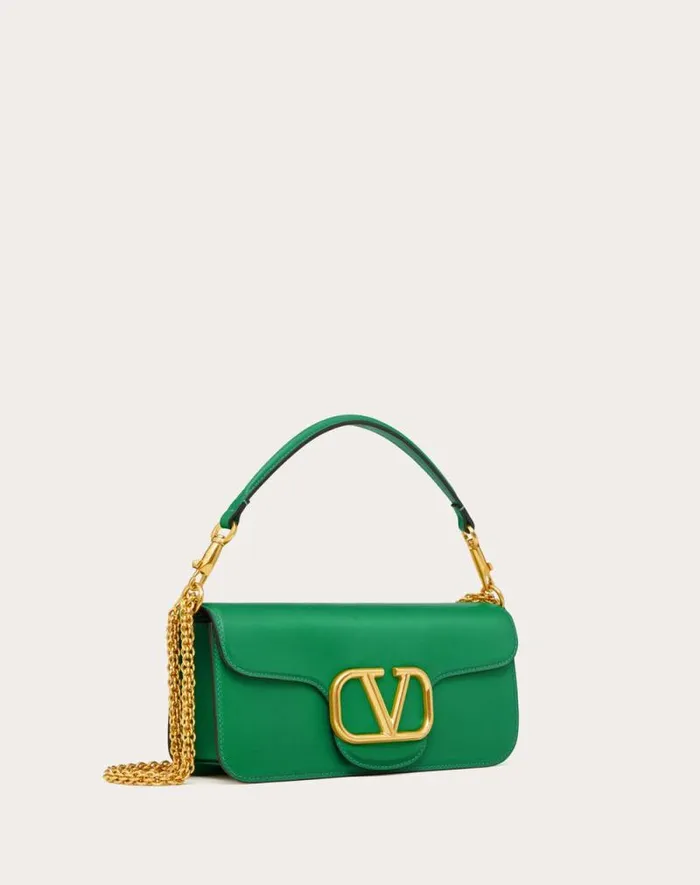 Valentino Shoulder Bags Woman Valentino Garavani Loc Calfskin Shoulder Bag For Woman In Light Ivory Light Ivory Valentino Shoulder Bags Woman Valentino Garavani Loc Calfskin Shoulder Bag For Woman In Light Ivory Light Ivory