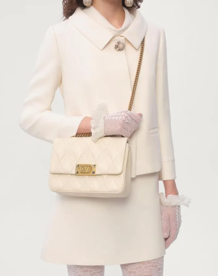 Valentino Shoulder Bags Woman Valentino Garavani Quiltie 67 Medium Shoulder Bag In Quilted Nappa Leather For Woman In Ivory Ivory Valentino Shoulder Bags Woman Valentino Garavani Quiltie 67 Medium Shoulder Bag In Quilted Nappa Leather For Woman In Ivory Ivory