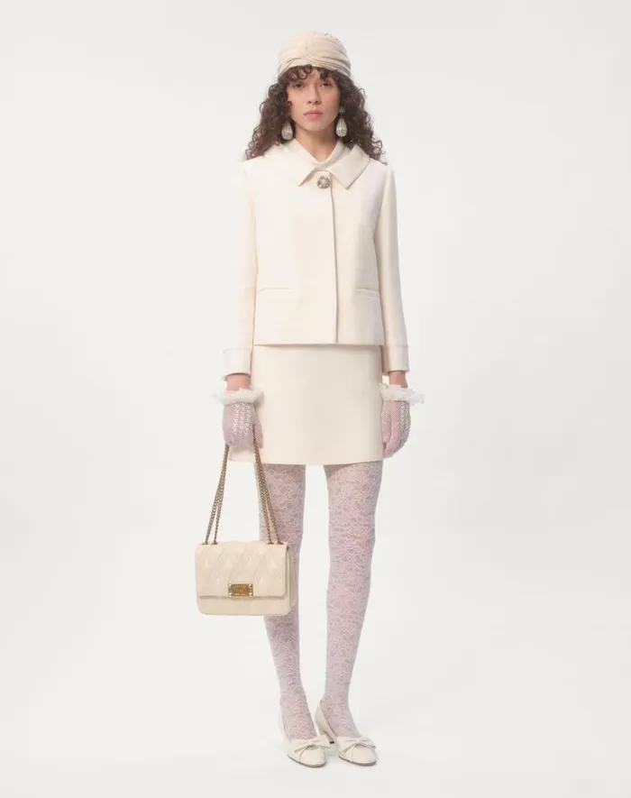 Valentino Shoulder Bags Woman Valentino Garavani Quiltie 67 Medium Shoulder Bag In Quilted Nappa Leather For Woman In Ivory Ivory Valentino Shoulder Bags Woman Valentino Garavani Quiltie 67 Medium Shoulder Bag In Quilted Nappa Leather For Woman In Ivory Ivory