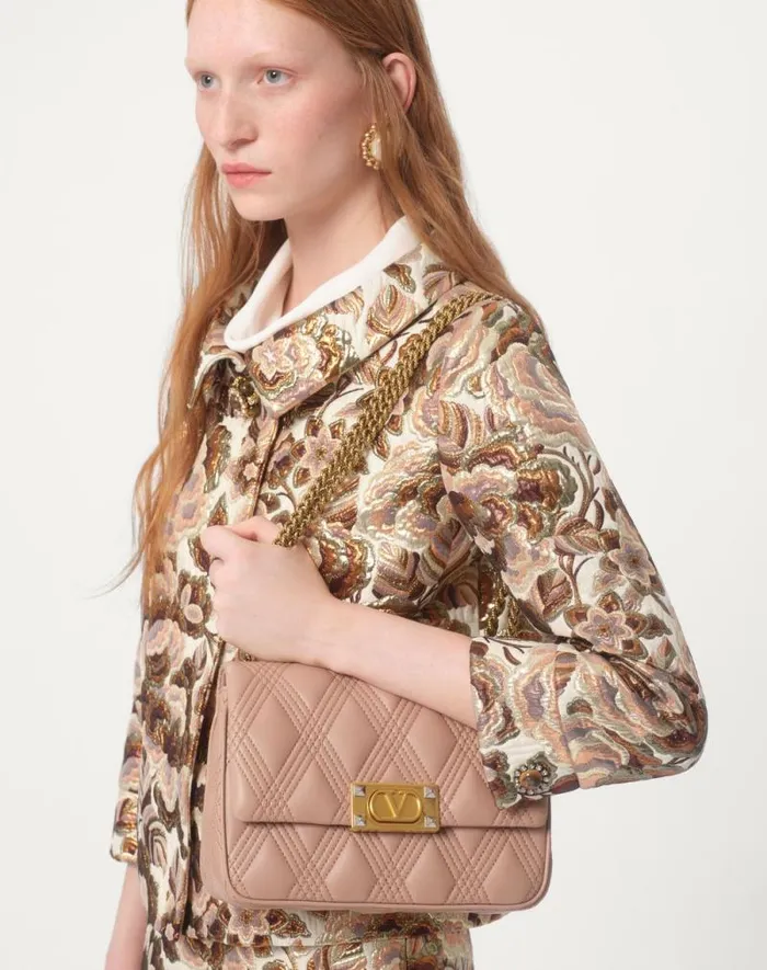 Valentino Shoulder Bags Woman Valentino Garavani Quiltie 67 Medium Shoulder Bag In Quilted Nappa Leather For Woman In Ivory Ivory Valentino Shoulder Bags Woman Valentino Garavani Quiltie 67 Medium Shoulder Bag In Quilted Nappa Leather For Woman In Ivory Ivory
