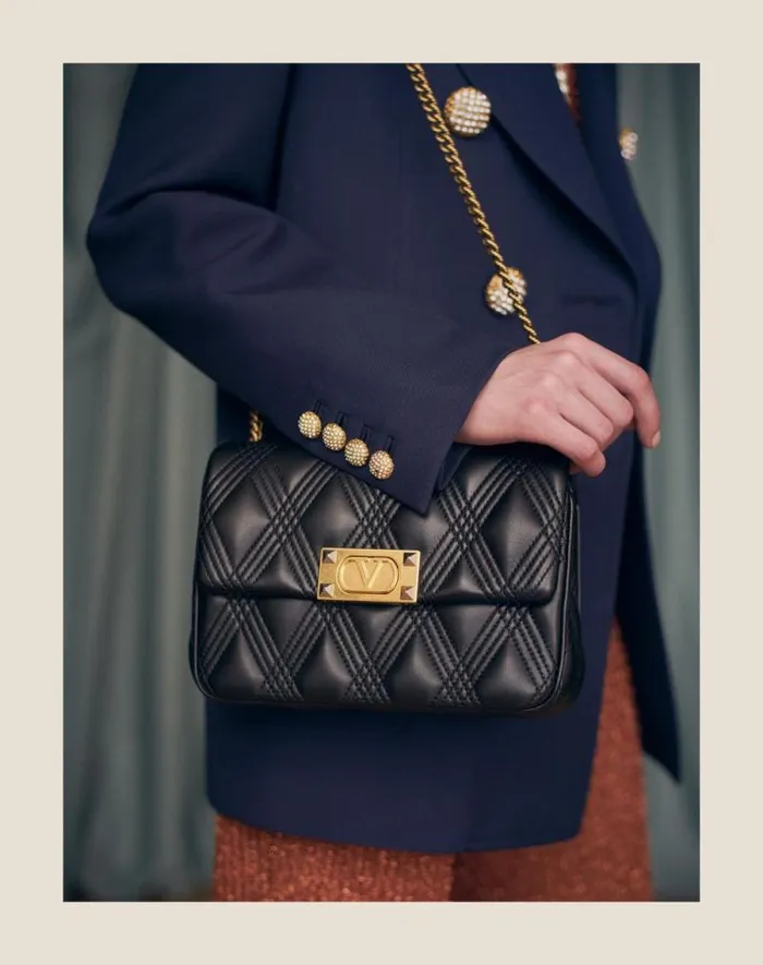 Valentino Shoulder Bags Woman Valentino Garavani Quiltie 67 Medium Shoulder Bag In Quilted Nappa Leather For Woman In Ivory Ivory Valentino Shoulder Bags Woman Valentino Garavani Quiltie 67 Medium Shoulder Bag In Quilted Nappa Leather For Woman In Ivory Ivory
