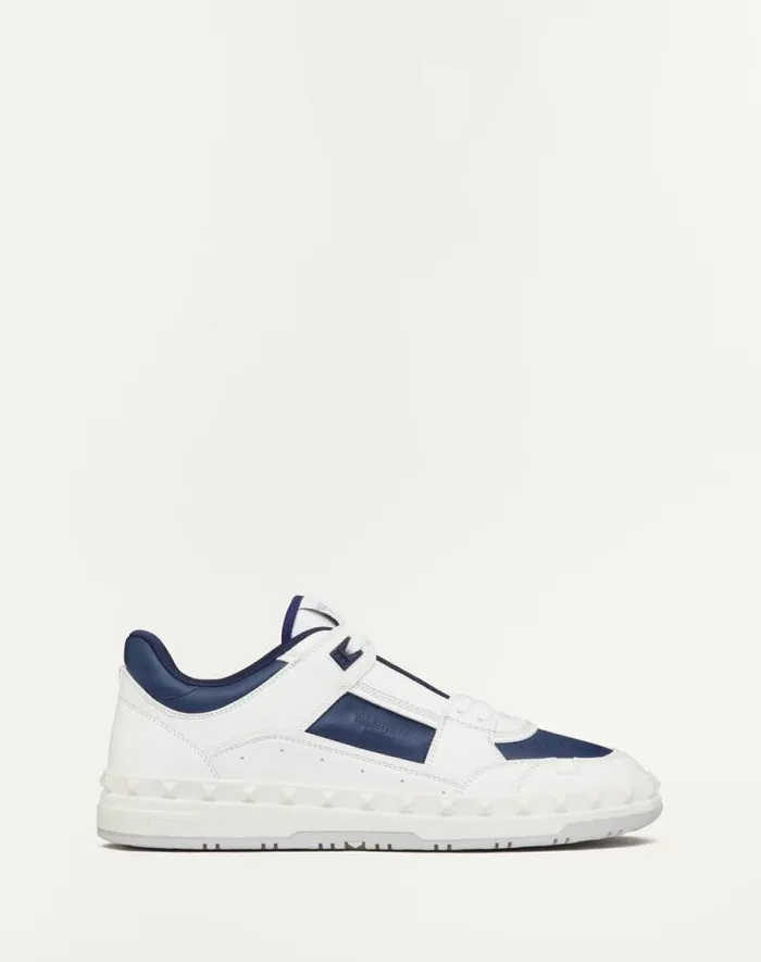 Valentino Sneakers Man Freedots Lowtop Sneaker In Calfskin For Man In White White Valentino Sneakers Man Freedots Lowtop Sneaker In Calfskin For Man In White White