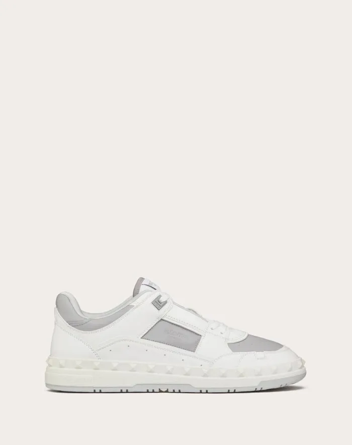 Valentino Sneakers Man Freedots Lowtop Sneaker In Calfskin For Man In White White Valentino Sneakers Man Freedots Lowtop Sneaker In Calfskin For Man In White White