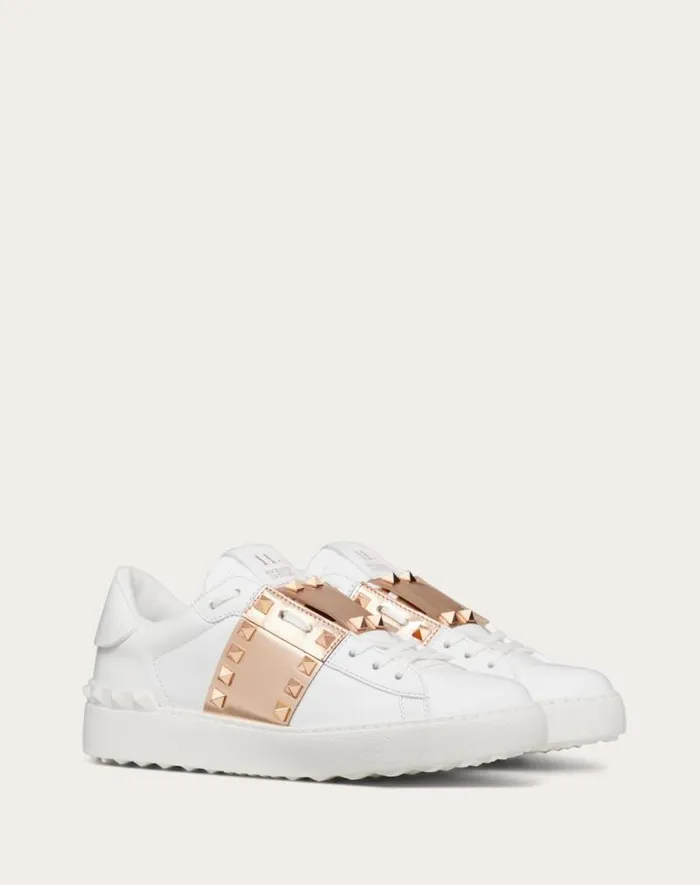 Valentino Sneakers Woman Rockstud Untitled Sneaker In Calfskin Leather With Metallic Stripe For Woman In Whitecopper Whitecopper Valentino Sneakers Woman Rockstud Untitled Sneaker In Calfskin Leather With Metallic Stripe For Woman In Whitecopper Whitecopper