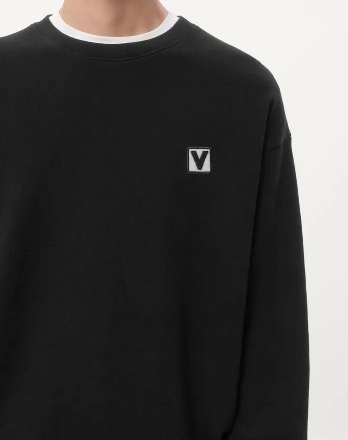 Valentino Tshirts And Sweatshirts Man Cotton Crewneck Sweatshirt With Chez Valentino Patch For Man In Black Black Valentino Tshirts And Sweatshirts Man Cotton Crewneck Sweatshirt With Chez Valentino Patch For Man In Black Black